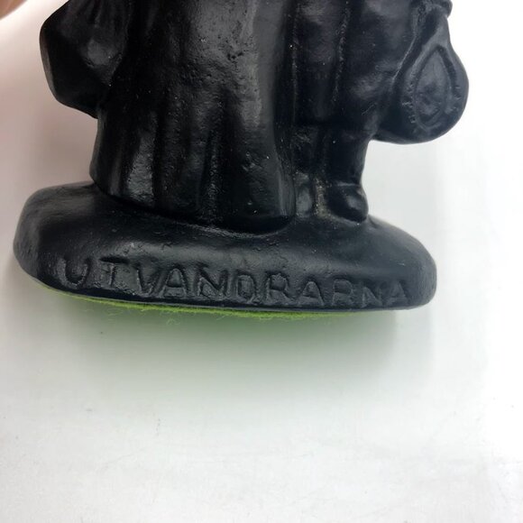 Vintage Cast Iron Utvandrarna Swedish Immigrant - Picture 7 of 11